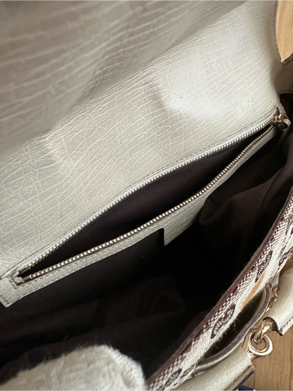 Gucci Horsebit Shoulder Bag with dustbag and COA - Picture 10 of 16